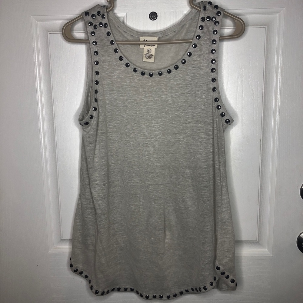 Women’s linen tank